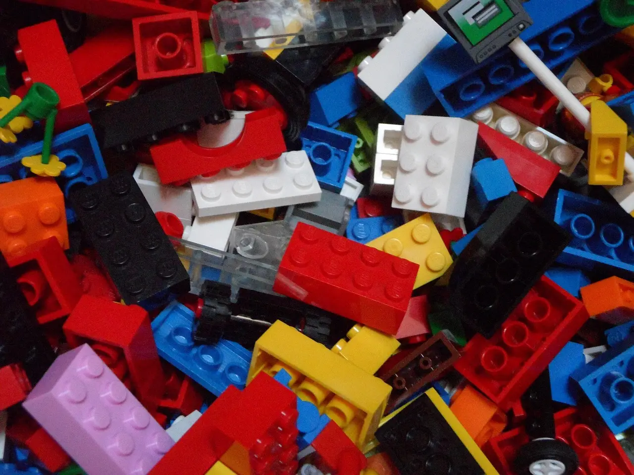 lego, toy, children, to play, to build, construction toys, construction, assemble, building blocks, crowd, lego stones, clutter, chaos, mixed up, child, kindergarten, lego, lego, lego, lego, lego